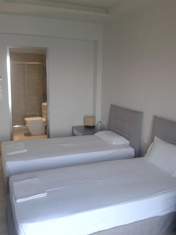 Hotel Kakanakos 로우트라 오라이아스 엘레니스 객실 사진